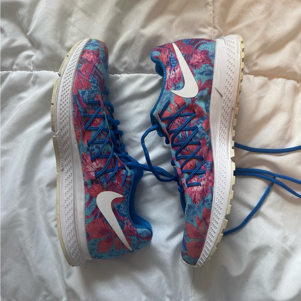 NIKE Women’s Zoom Pegasus 32